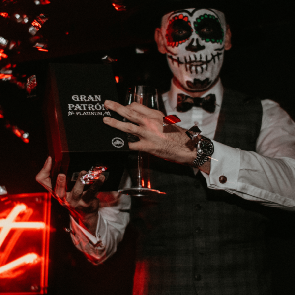 Chinaski Club Event Nightlife Bar Cocktails Drinks Party Frankfurt am Main FFM Best House Techno Chinaski Club Event Nightlife Bar Cocktails Drinks Party Frankfurt am Main FFM Best House Techno